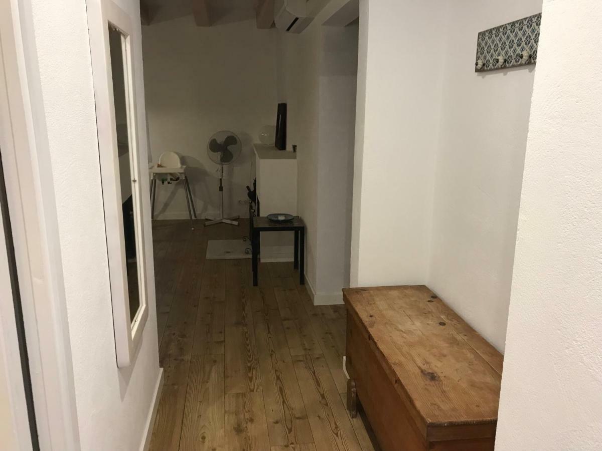 Apartament Ros 호텔 산트마르티 뎀푸리에스 외부 사진