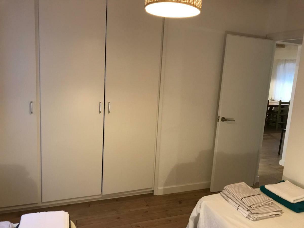 Apartament Ros 호텔 산트마르티 뎀푸리에스 외부 사진